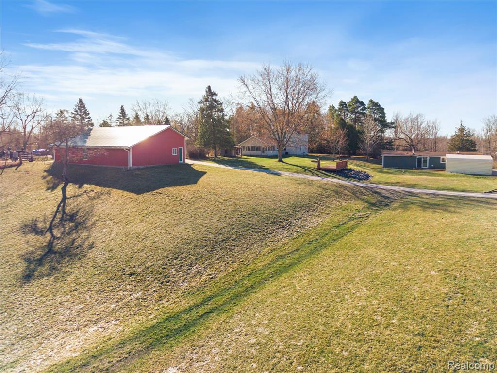 7163 Burpee Road, Grand Blanc, MI 48439 — Photo 55