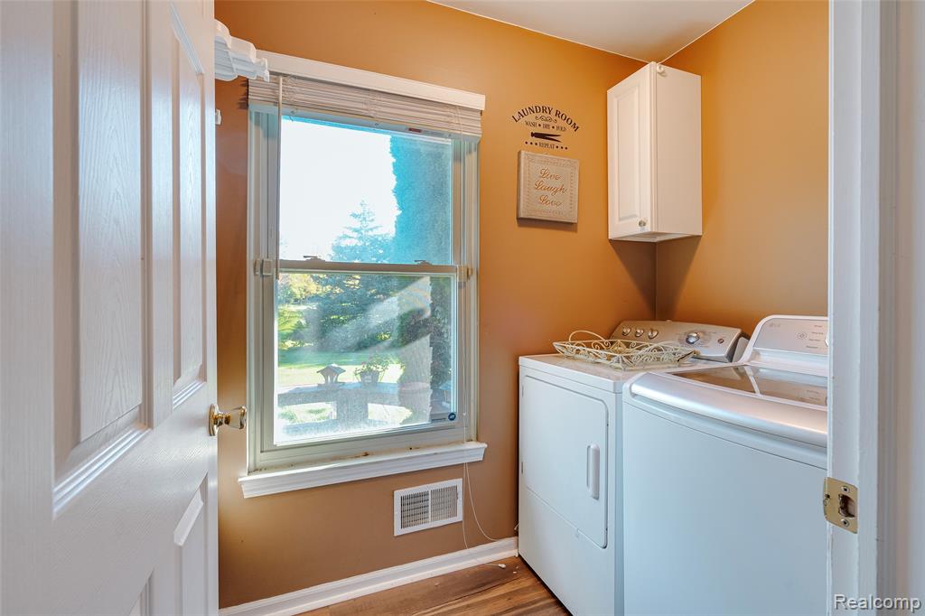 47071 Sherstone Drive, Canton, MI 48188 — Photo 11