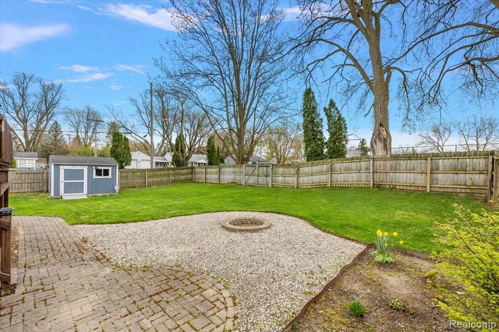 490 Glenn Court, Lake Orion, MI 48362 — Photo 7