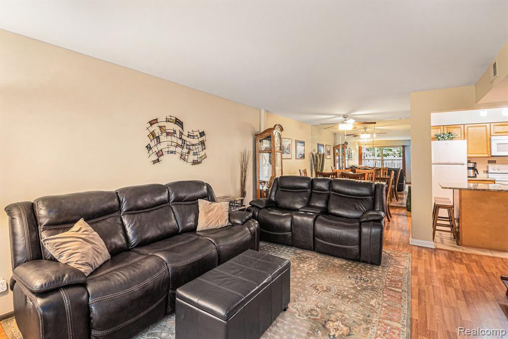 61009 Greenwood Drive, 183, South Lyon, MI 48178 — Photo 5