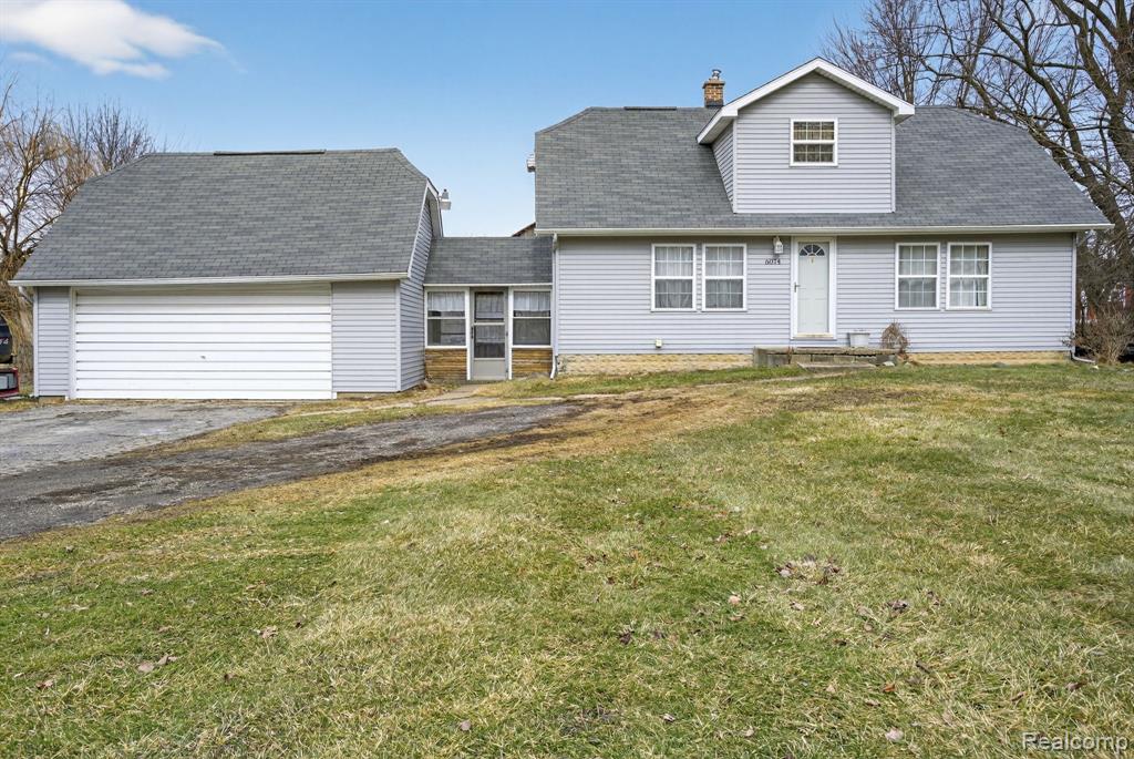 6074 Lennon Road, Swartz Creek, MI 48473 — front exterior