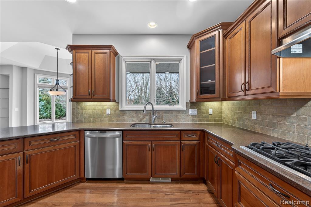 57165 Willow Ridge Boulevard, Washington, MI — Photo 22