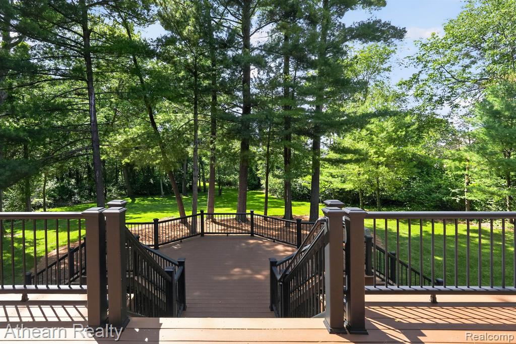 5326 Lake Forest Boulevard, Brighton, MI 48116 — Photo 10