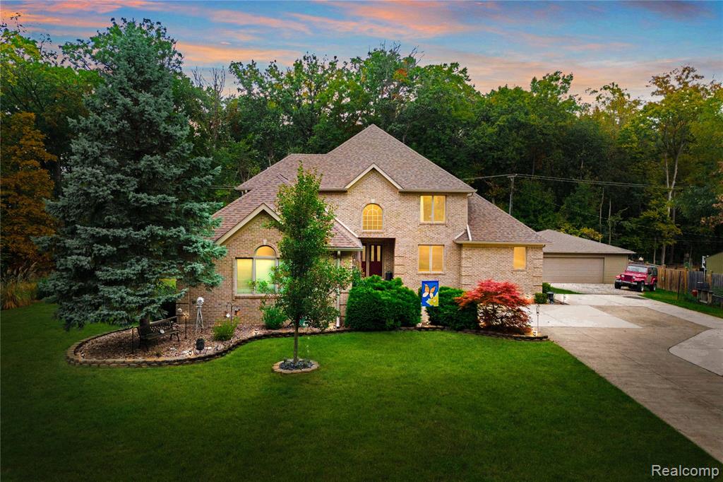 9362 Owen Street, Grosse Ile, MI 48138 — front exterior