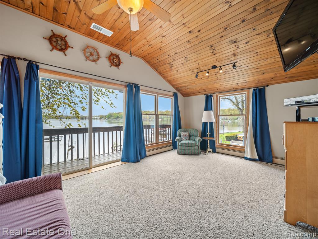 4825 Downing Drive, Pinckney, MI 48169 — Photo 25