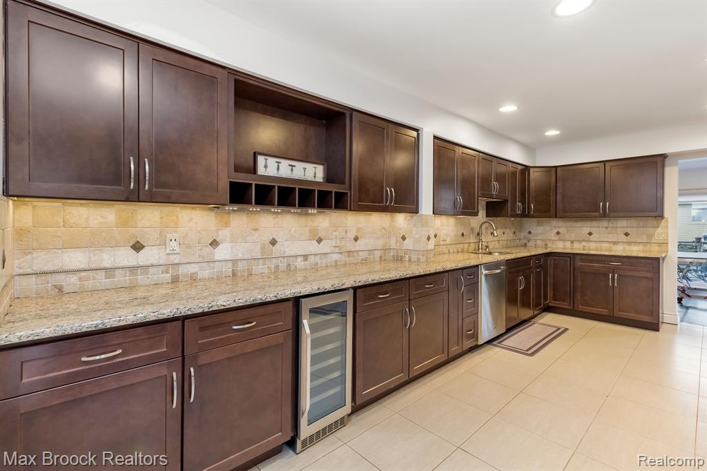 6322 ASPEN RIDGE Boulevard, West Bloomfield, MI — Photo 8