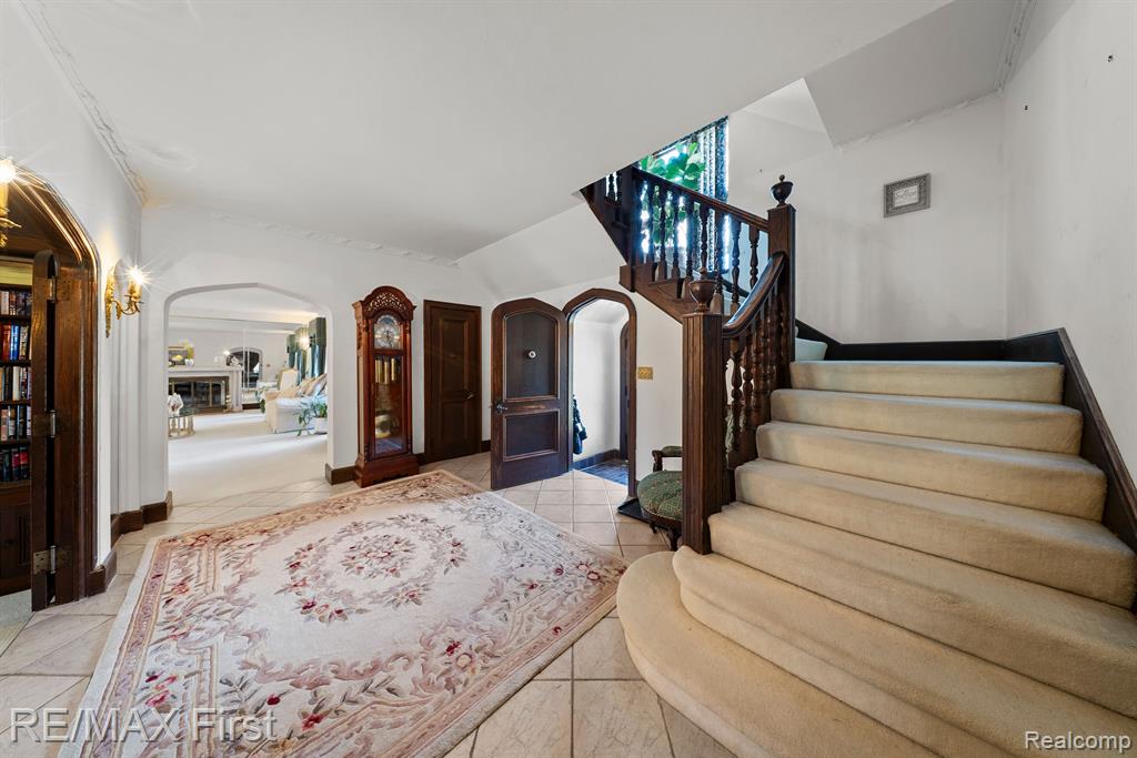 725 W BOSTON Boulevard, Detroit, MI 48202 — Photo 24