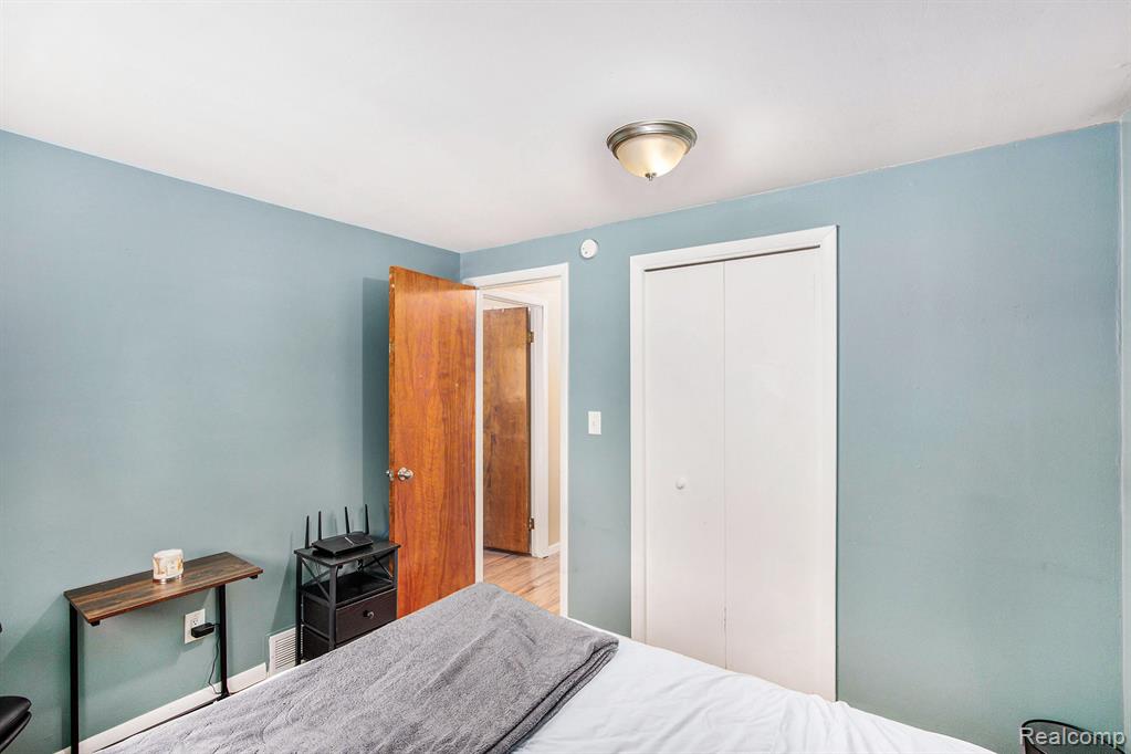 5807 Shetland Way, Waterford, MI 48327 — Photo 15
