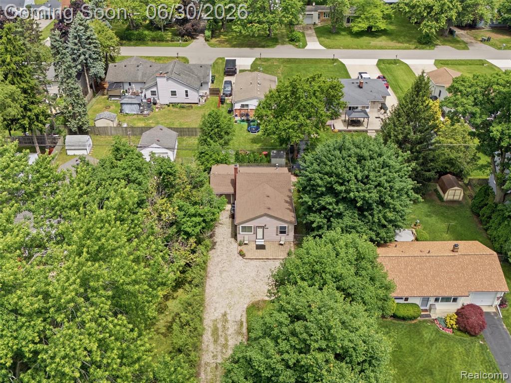 8241 Janis Street, Utica, MI 48317 — Photo 21