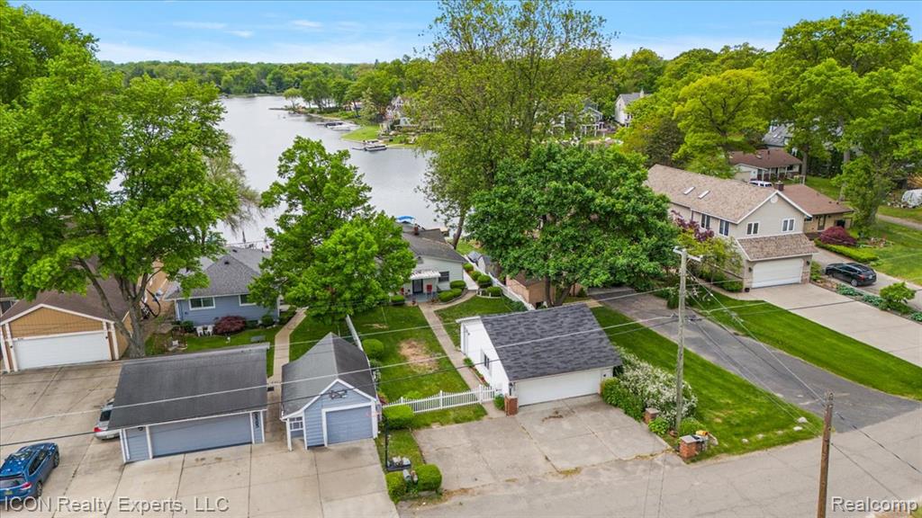 8569 COOLEY BEACH Drive, White Lake, MI — Photo 3