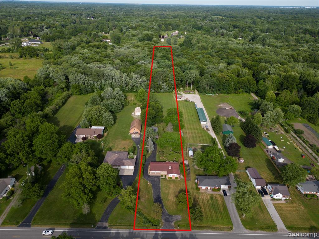 21515 Huron River Drive, New Boston, MI 48164 — Photo 65