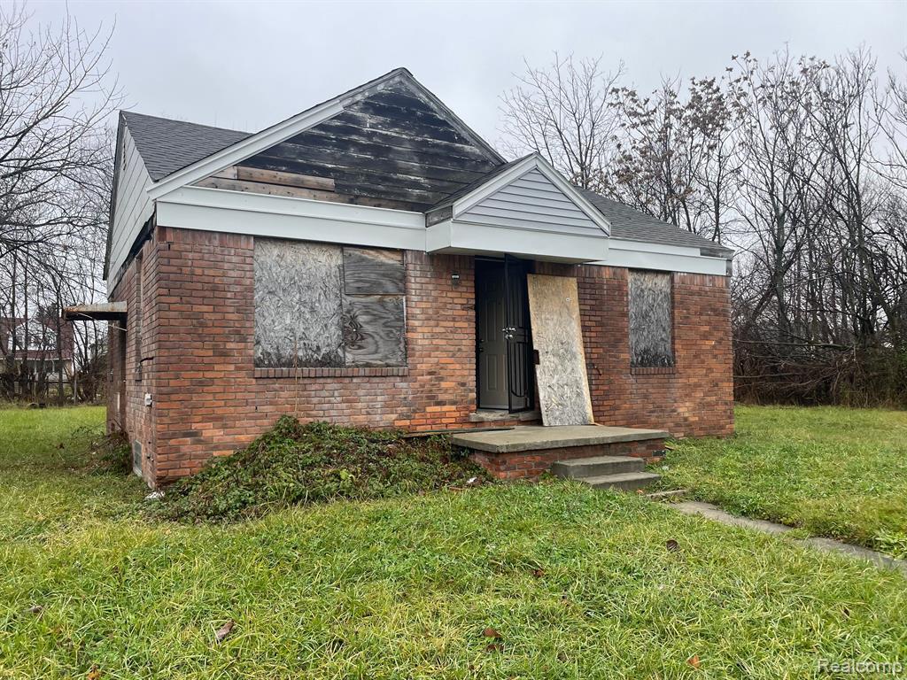 8903 MAY Street, Detroit, MI 48213 — Photo 11