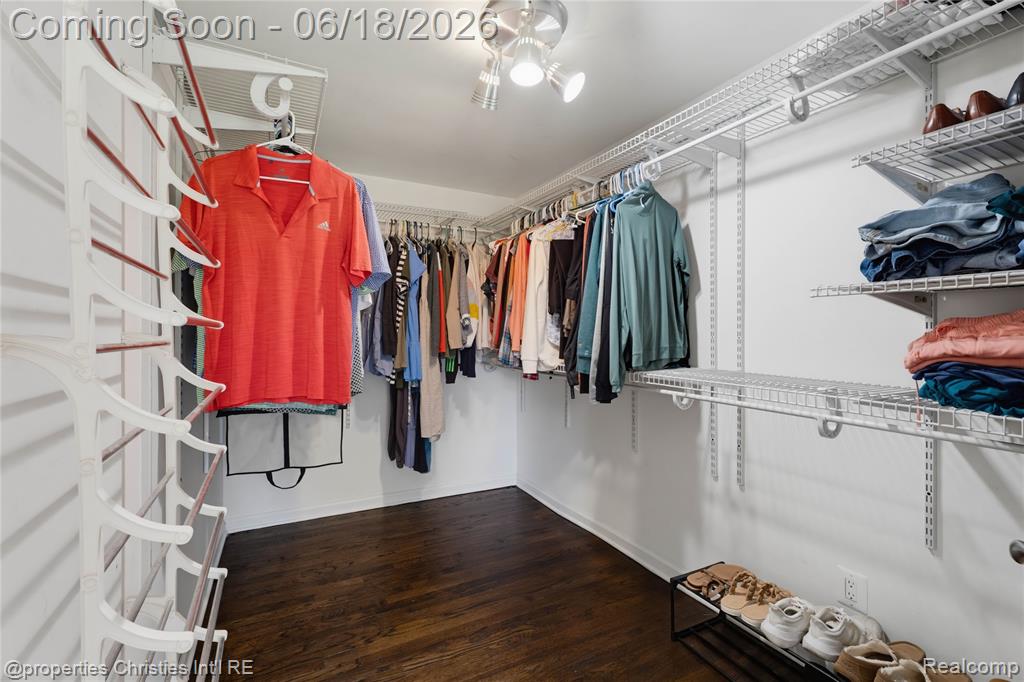 30130 Marimoor Street, Beverly Hills, MI 48025 — Photo 32