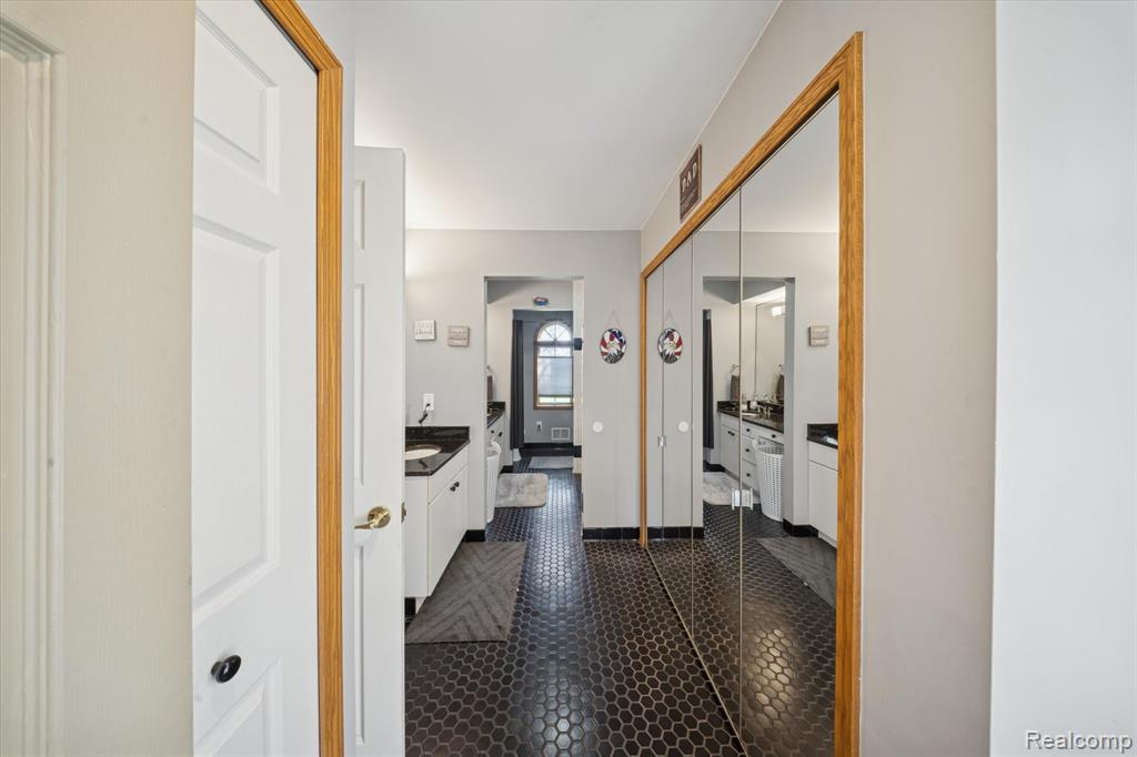4000 S Sheldon Road, Canton, MI 48188 — Photo 26
