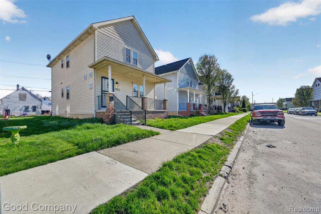 2320 Andrus Street, Hamtramck, MI 48212 — Photo 2