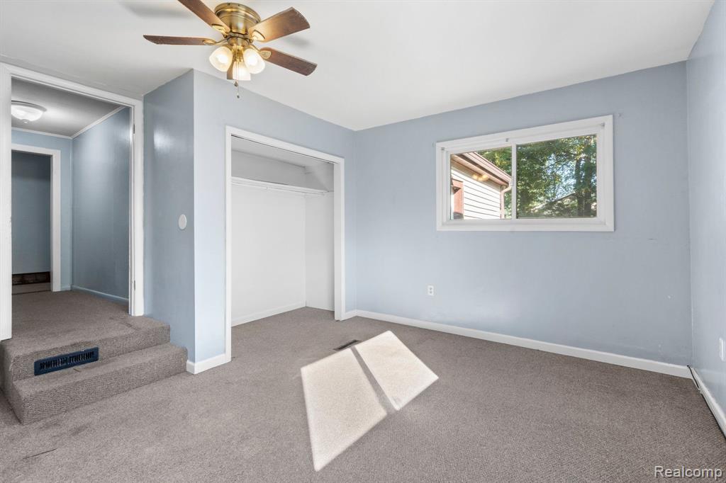 917 LOWELL Avenue, Jackson, MI 49202 — Photo 14
