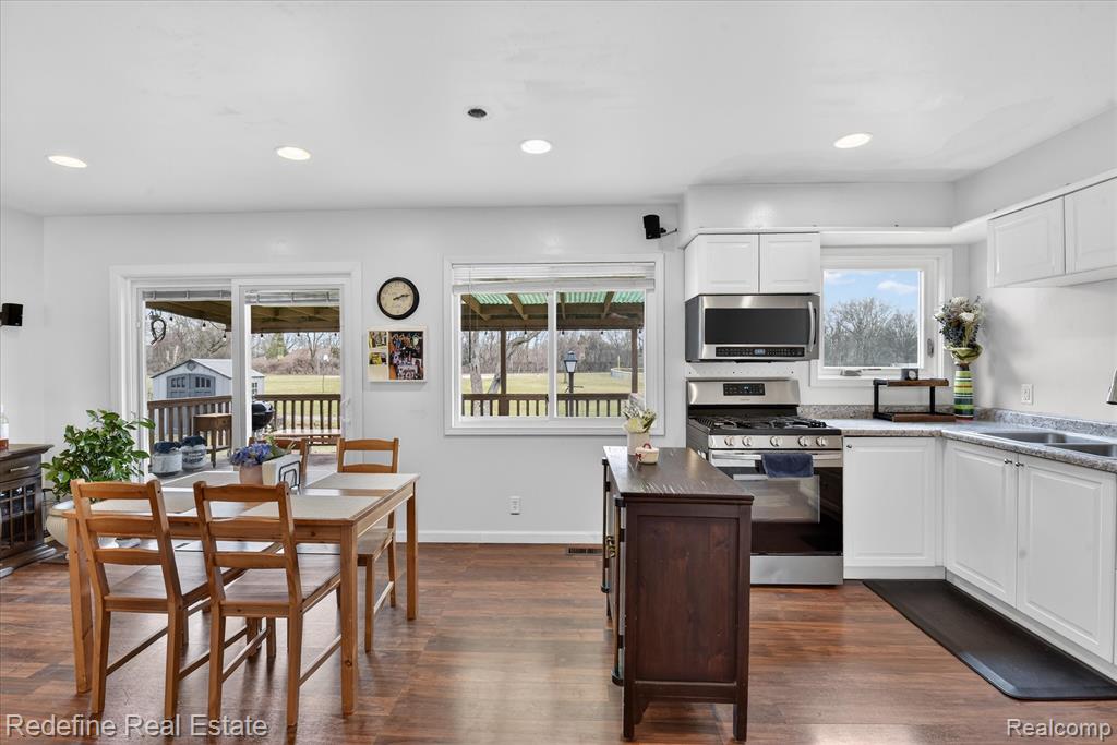 395 Nichols Drive, Saline, MI 48176 — Photo 11
