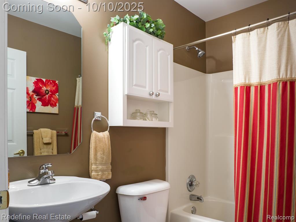 46502 Killarney Circle, Canton, MI 48188 — Photo 23