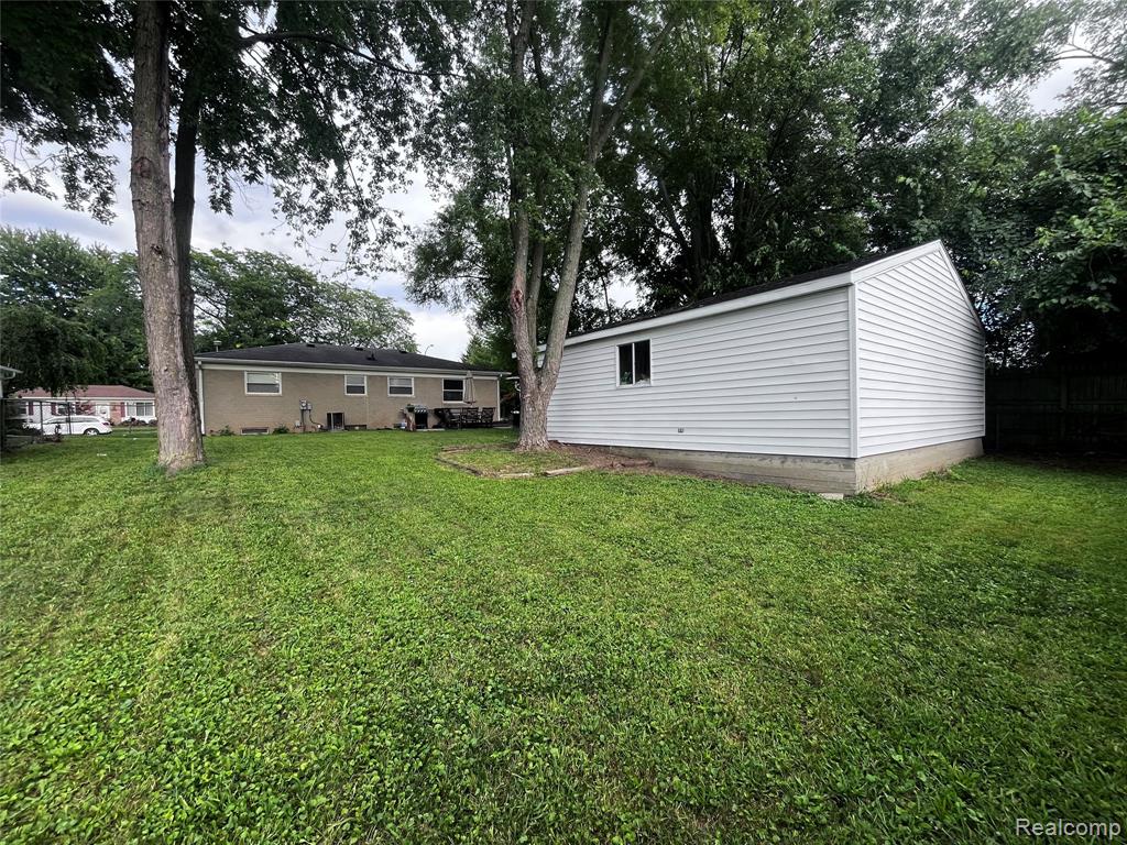 9650 Hamilton Street, Van Buren, MI 48111 — Photo 11