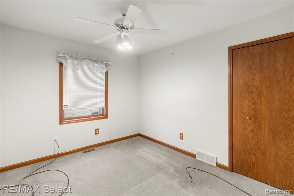 9307 Hill Road, Swartz Creek, MI 48473 — Photo 14