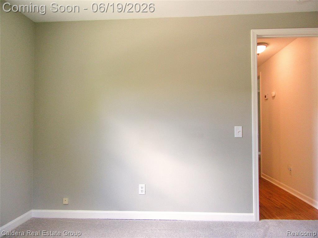 4251 Quebec Street, Auburn Hills, MI 48326 — Photo 15