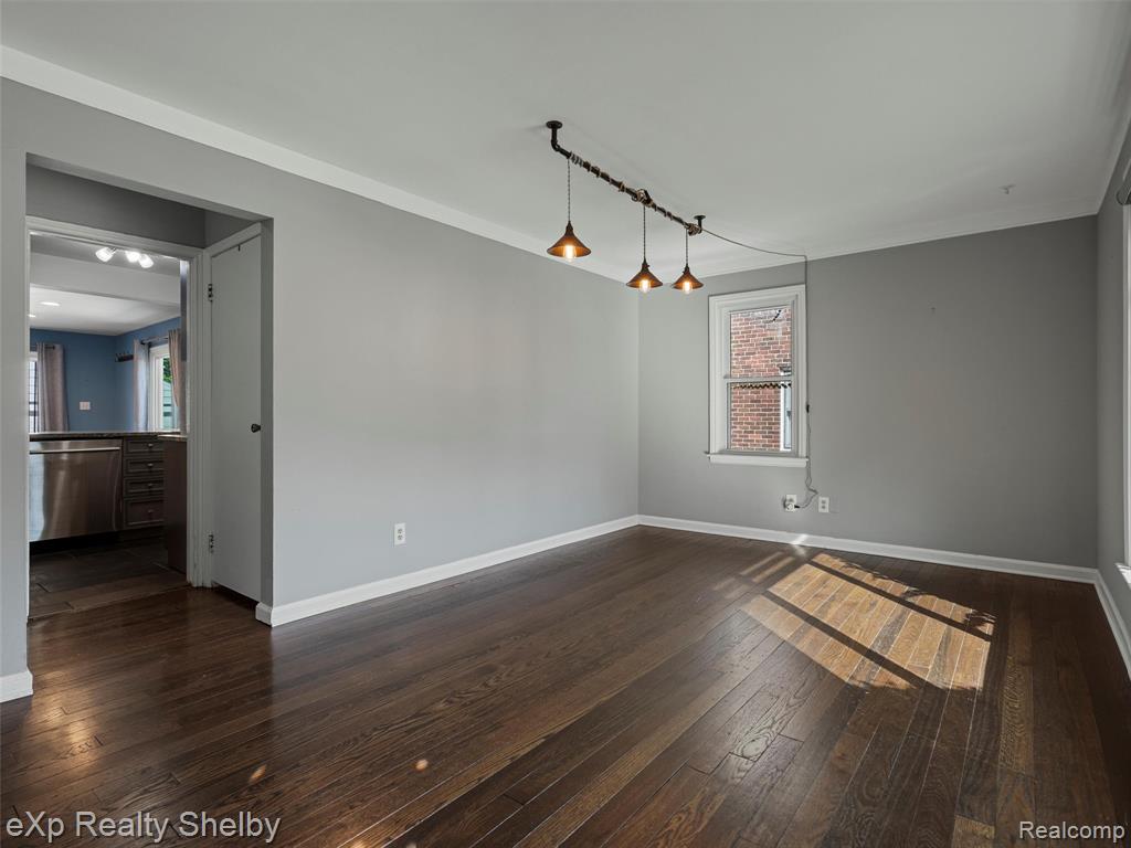 606 Catalpa Drive, Royal Oak, MI 48067 — Photo 5