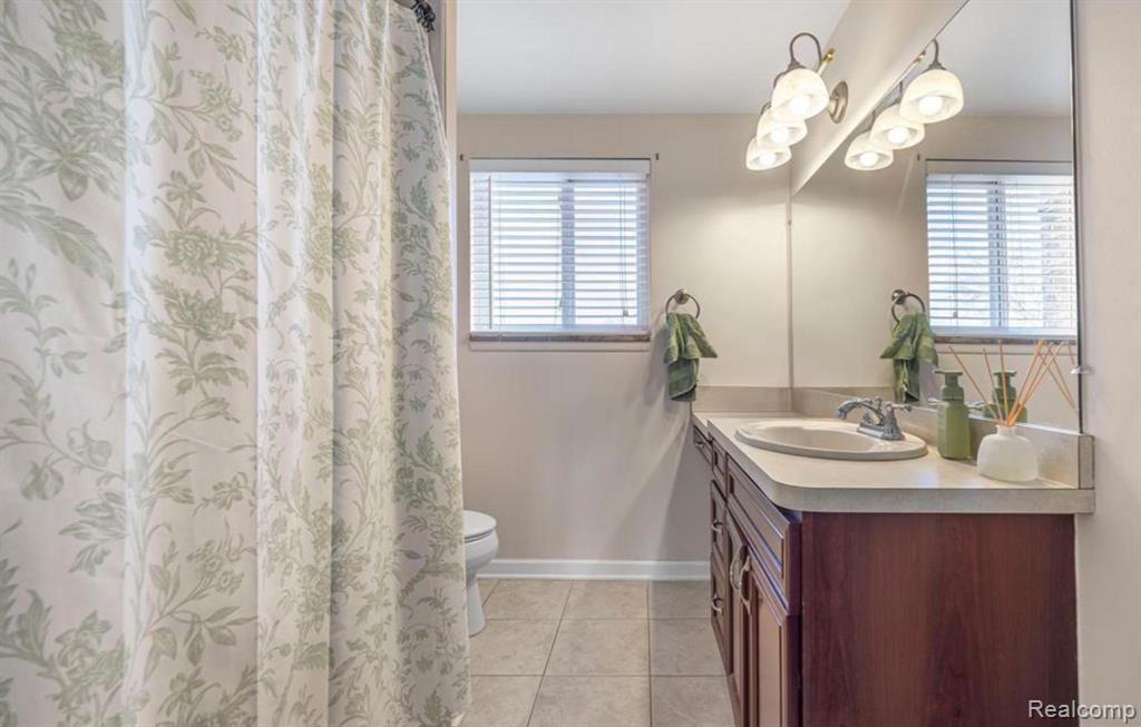 4822 Mansfield Avenue, Royal Oak, MI 48073 — Photo 10