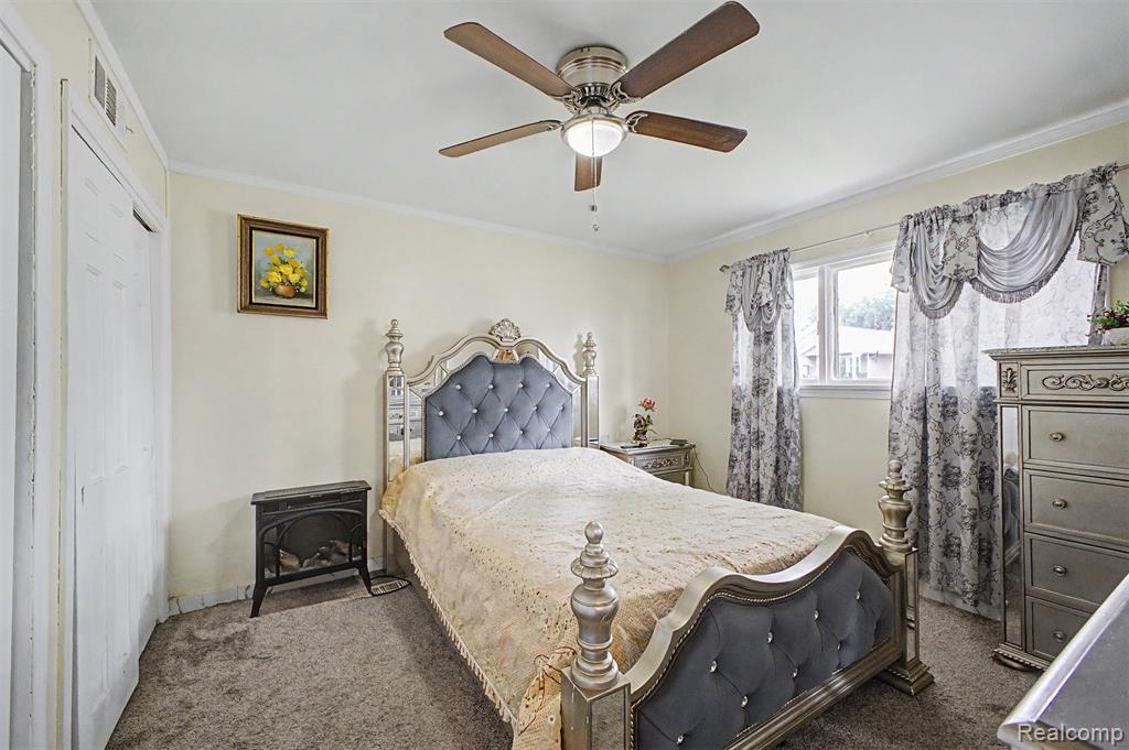 8650 Whitlock Avenue, Dearborn, MI 48126 — Photo 12