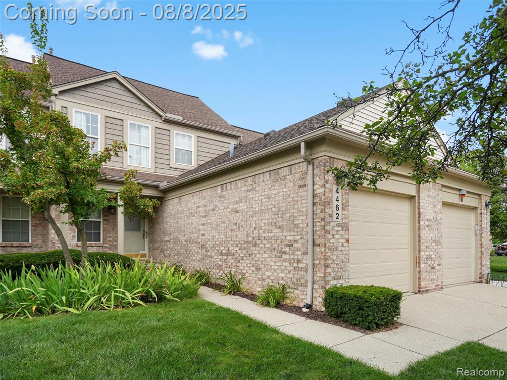4462 Hunters W, 38, Canton, MI 48188 — Photo 2