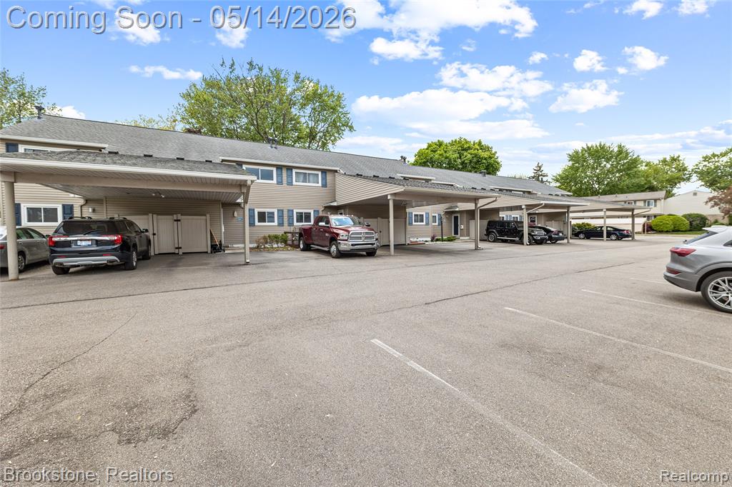 819 Kirts Boulevard, Troy, MI 48084 — Photo 3