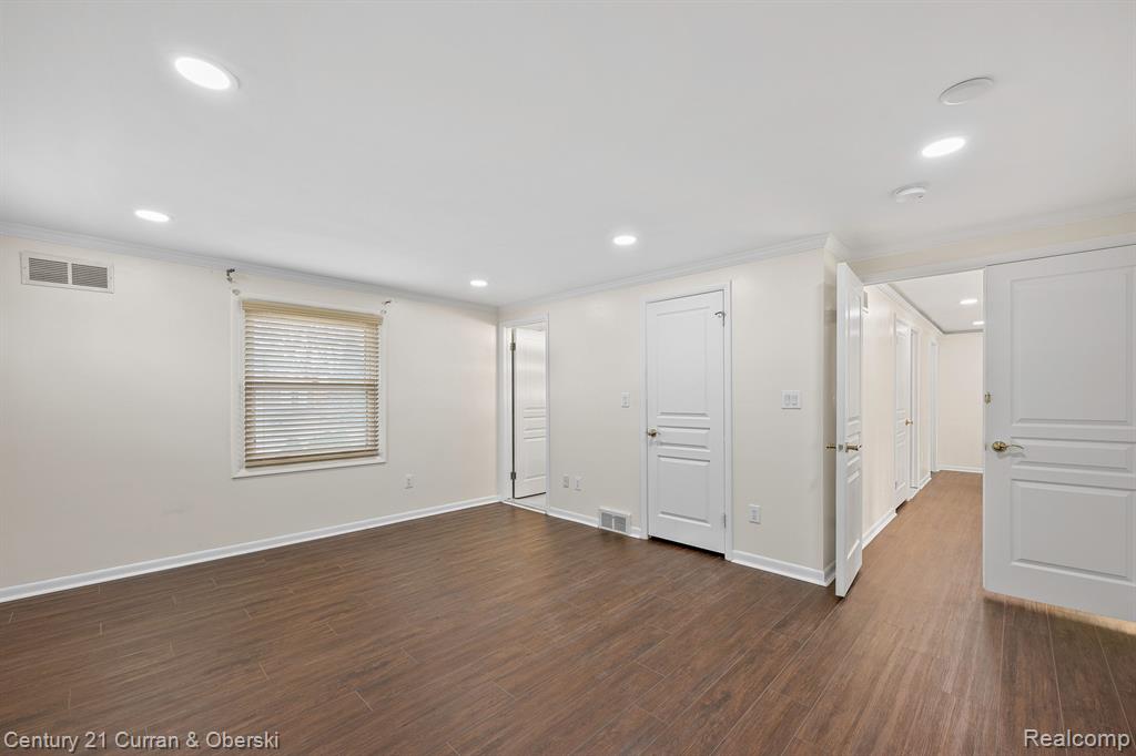 42185 BAINTREE Circle, Northville, MI 48168 — Photo 23