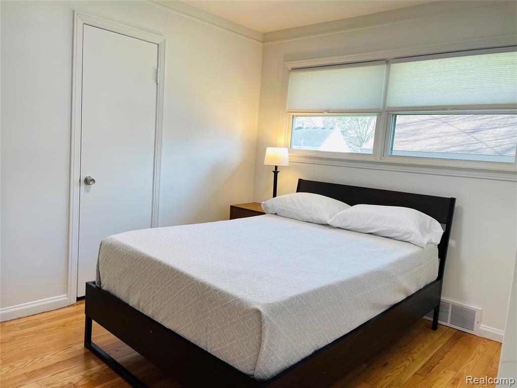 1040 E Maxlow Avenue, Hazel Park, MI 48030 — Photo 14