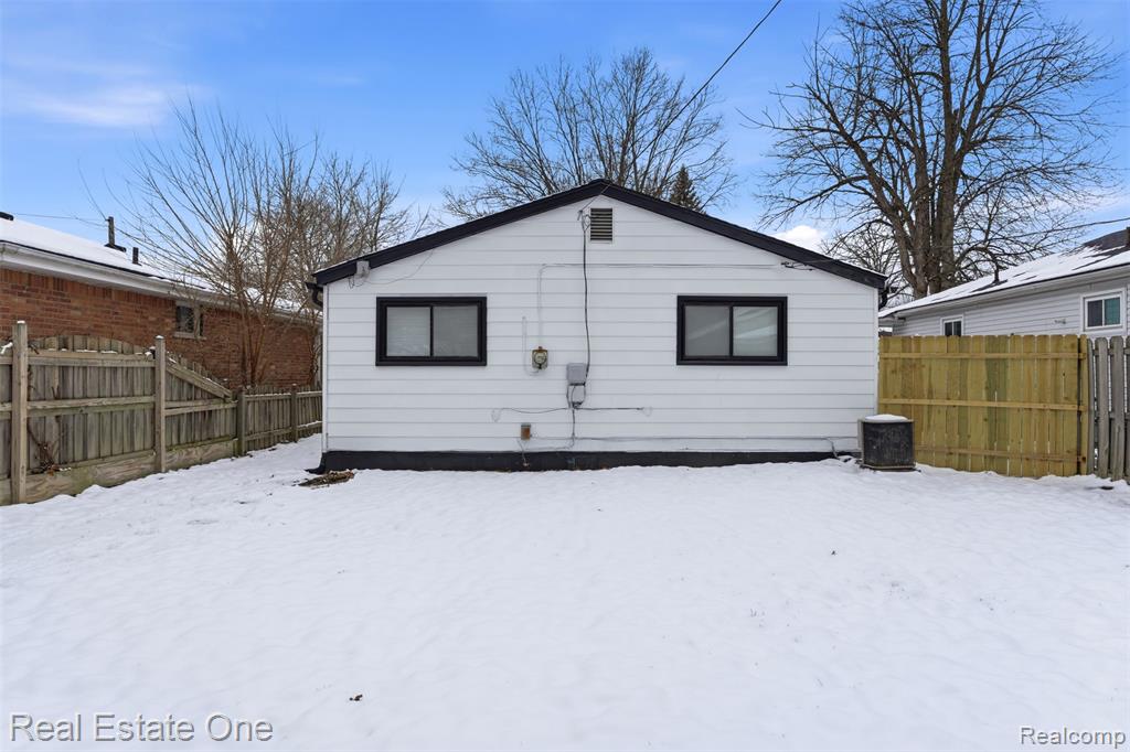 4005 Weddell Street, Dearborn Heights, MI 48125 — Photo 22