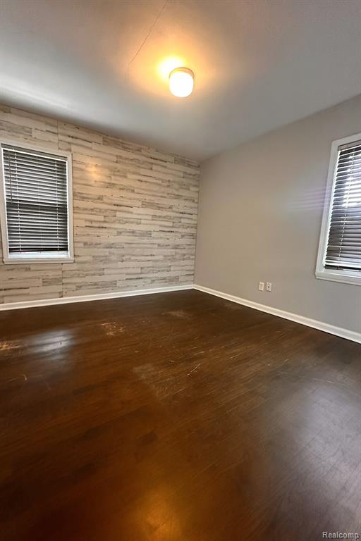 505 GARDENDALE Street, Ferndale, MI 48220 — Photo 10