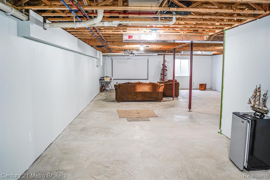 6449 Oliver Road, Fostoria, MI 48435 — Photo 12