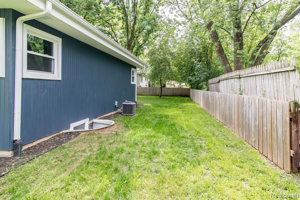 3175 LORRAINE Street, Ann Arbor, MI 48108 — Photo 6