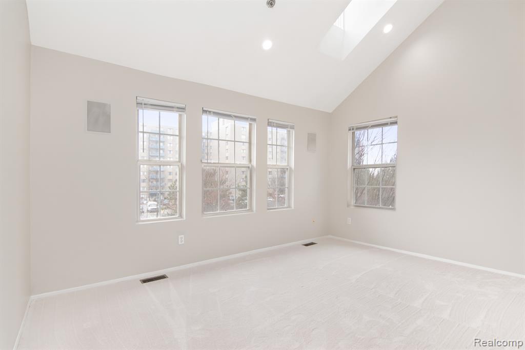 23250 POPLAR Drive, Southfield, MI 48075 — Photo 17