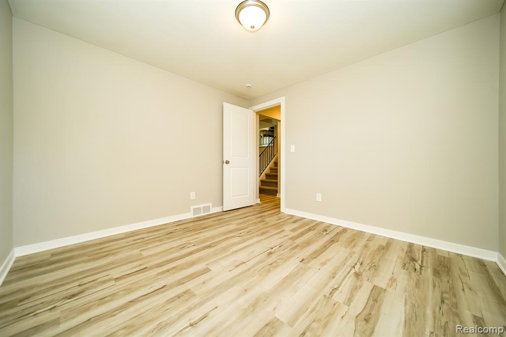 48297 Mallard Drive, New Baltimore, MI 48047 — Photo 40