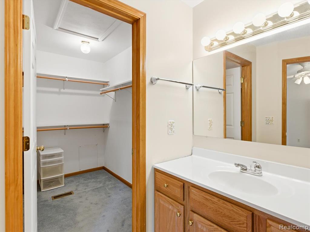 4305 Juniper Lane, Port Huron, MI 48060 — Photo 20