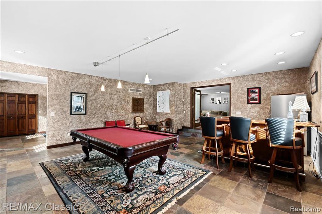 2345 E Commerce Road, Milford, MI 48381 — Photo 40