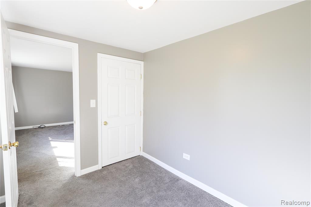3319 Lakeview Street, Monroe, MI 48162 — Photo 13