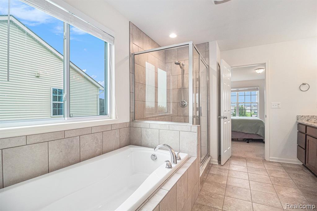 9270 Country View Drive, Ypsilanti, MI 48197 — Photo 21