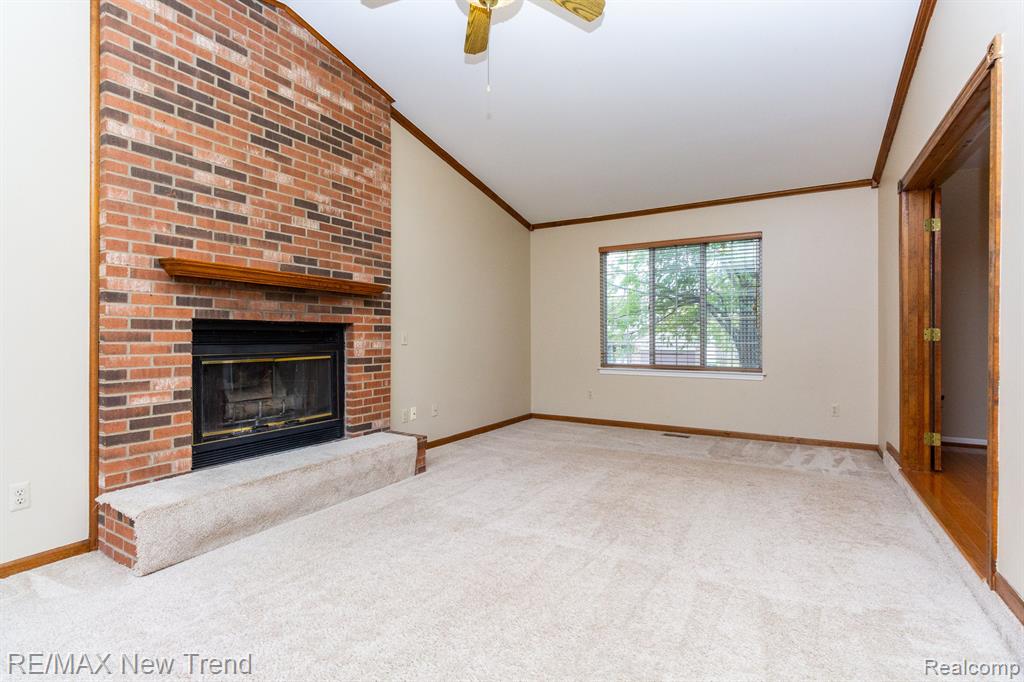 24486 RIVERVIEW Lane, Novi, MI — Photo 9
