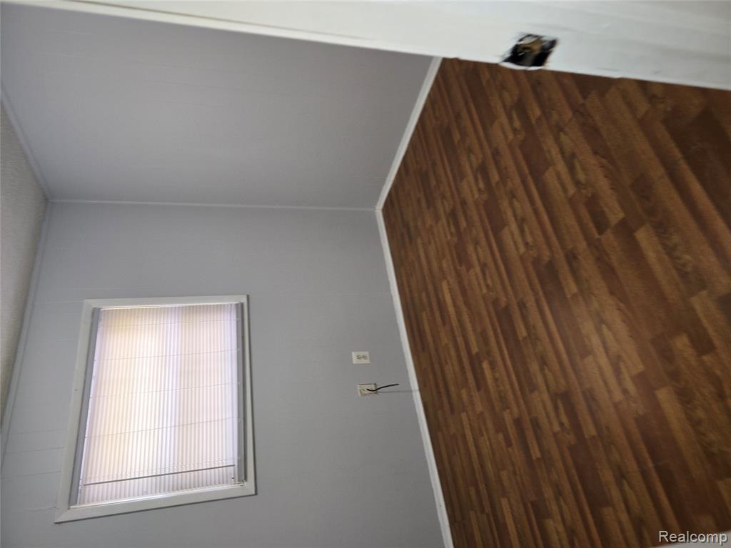 140 HUBBARD Street, Garden City, MI, 00000