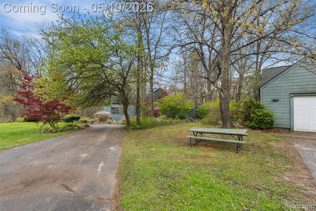 497 Lake George Road, Oakland, MI — Photo 59