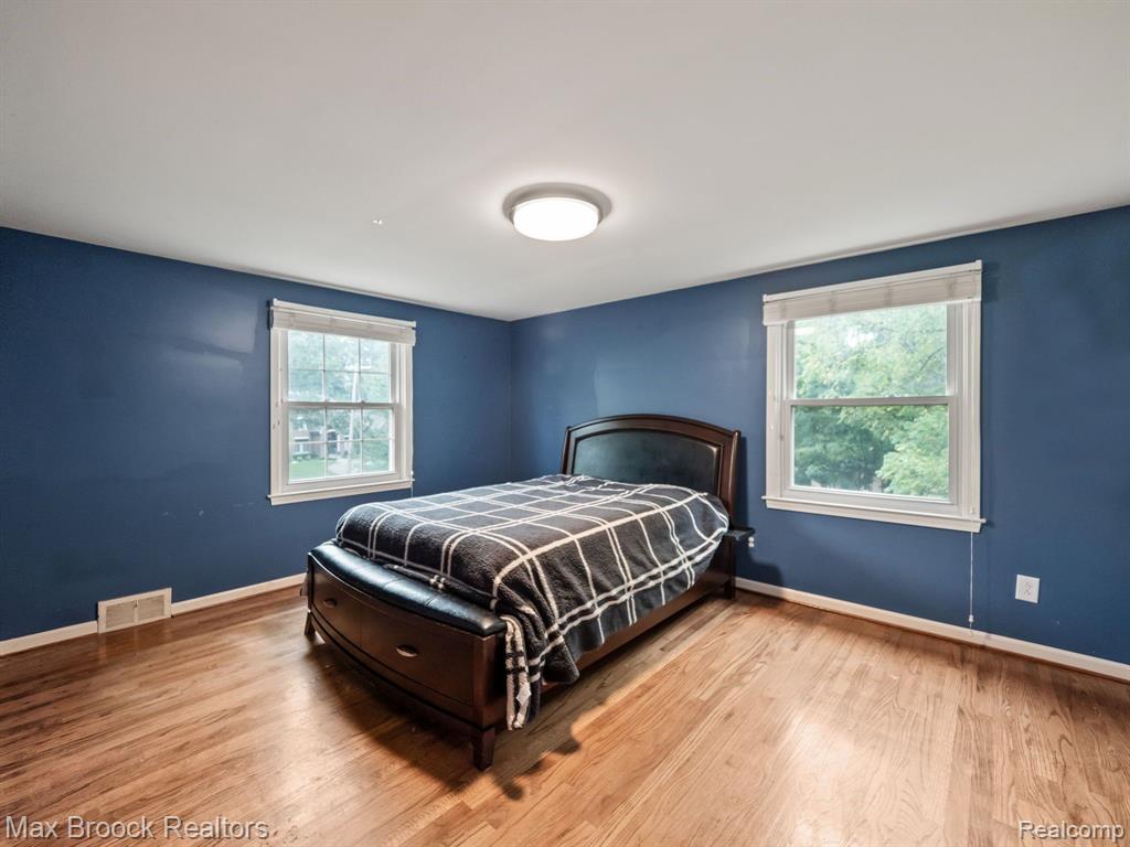 6570 CASTLE Drive, Bloomfield Hills, MI 48301 — Photo 35