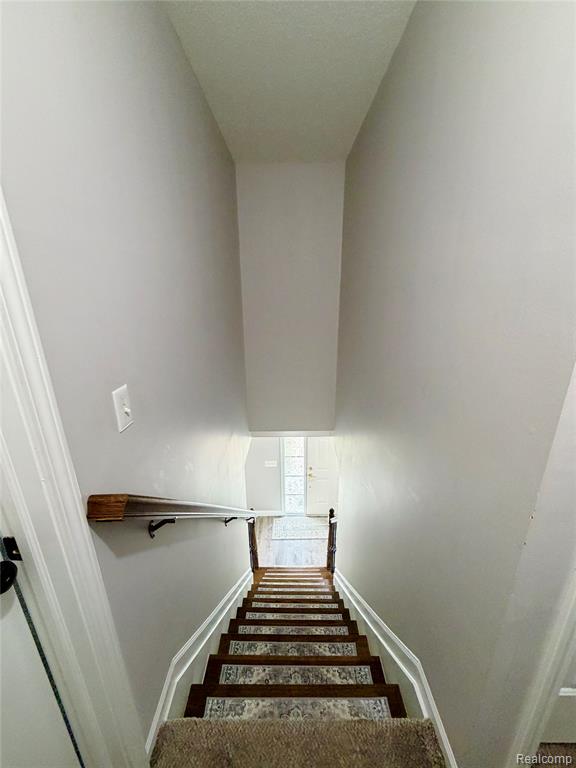 46758 Creeks Bend, Canton, MI 48188 — Photo 21