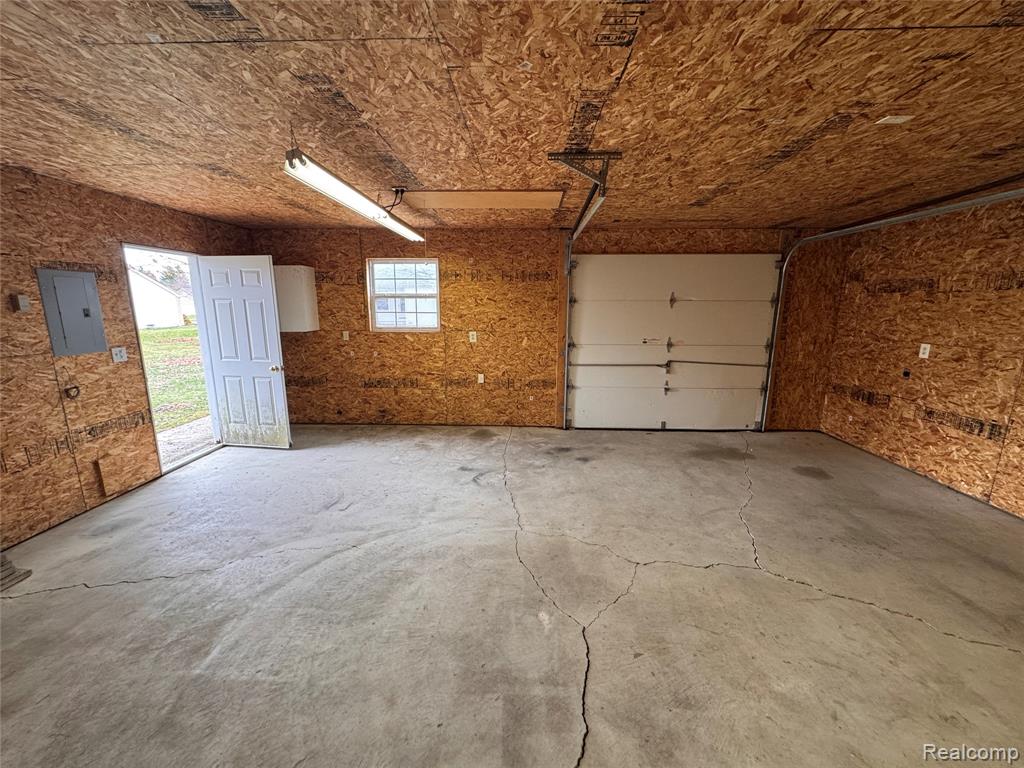 2363 Willowdale Drive, Burton, MI 48509 — Photo 50
