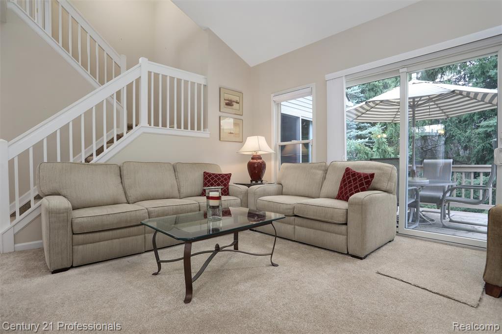 5540 River Park Drive, Waterford, MI 48327 — Photo 5