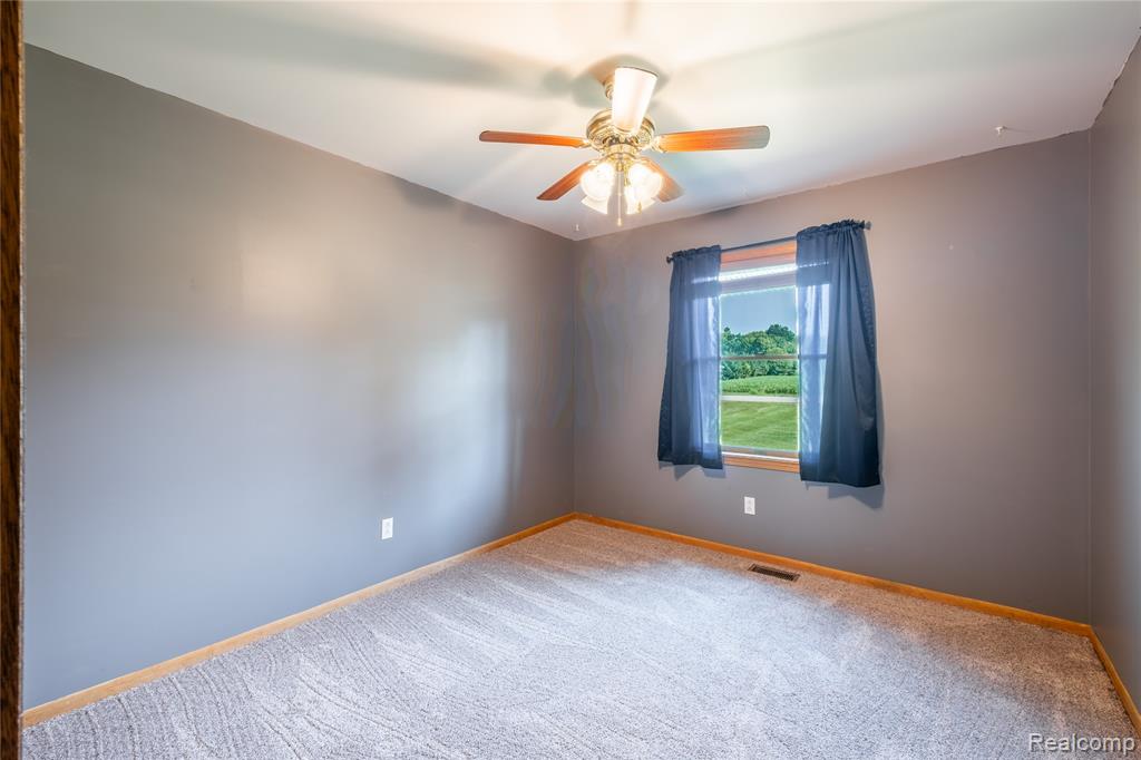 9600 Hamill Road, Otisville, MI 48463 — Photo 17